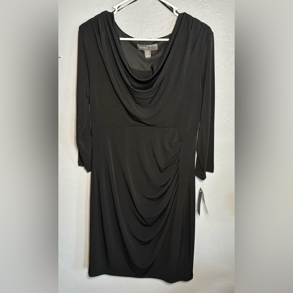Donna Ricco‎ New York
Women's Dress Size 12
Womens Black Cowel Neck Ruched New